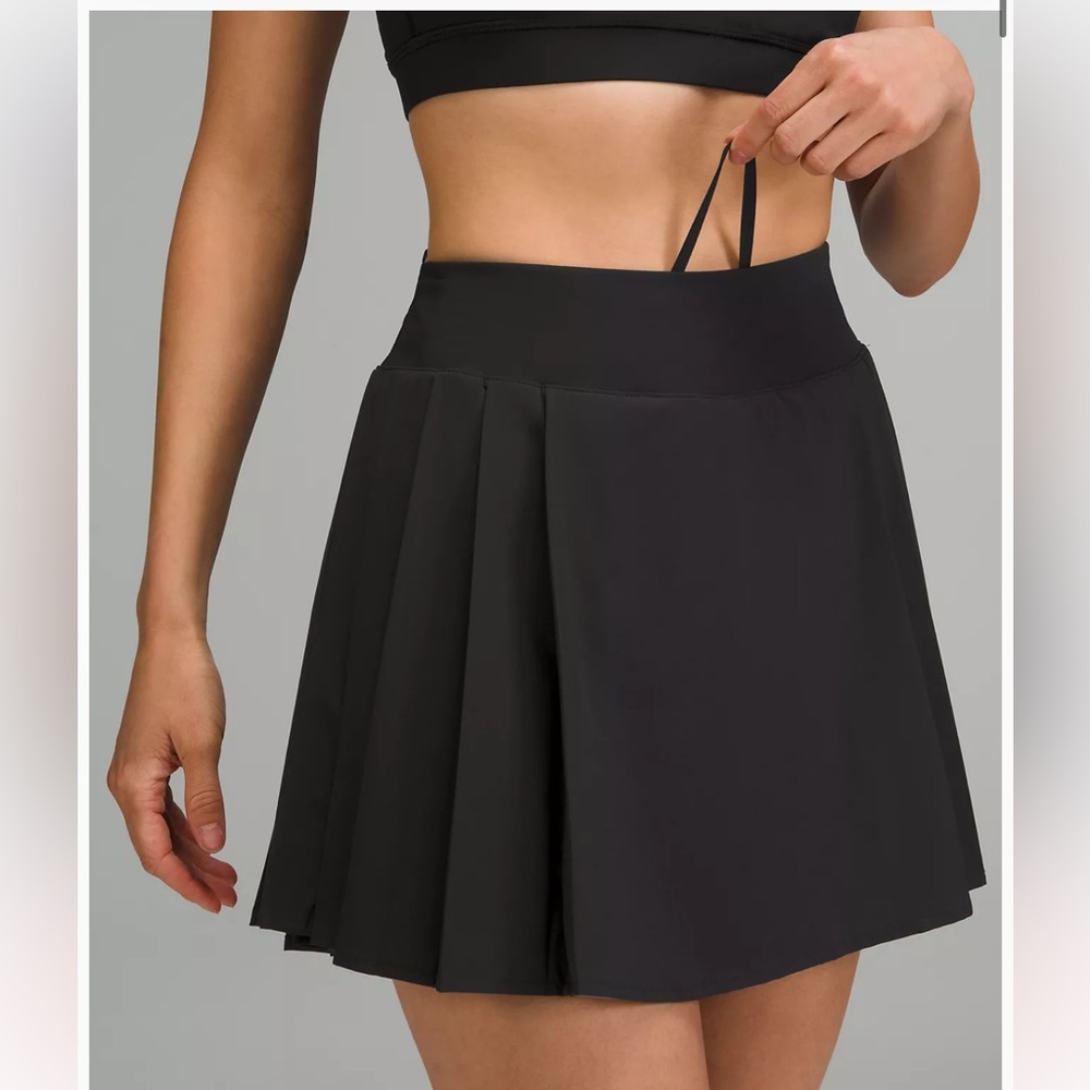 NWT Lululemon High Rise Pleat Tennis Skirt - Size 0